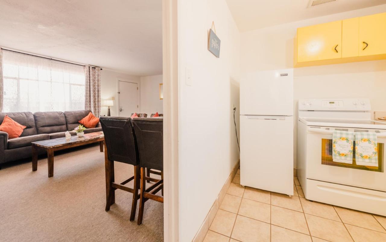 1 Or 3 Bedroom Apartment With Full Kitchen Page Eksteriør bilde